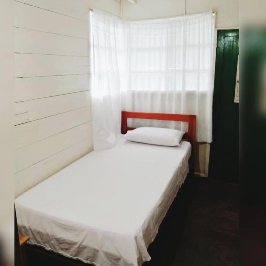 Hotel Lomas Del Paiyue Puerto Nariño Exteriör bild